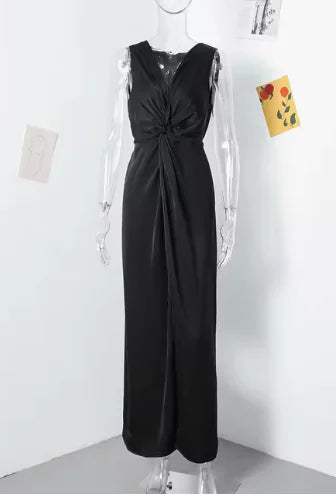 Chic Halterneck Maxi Dress